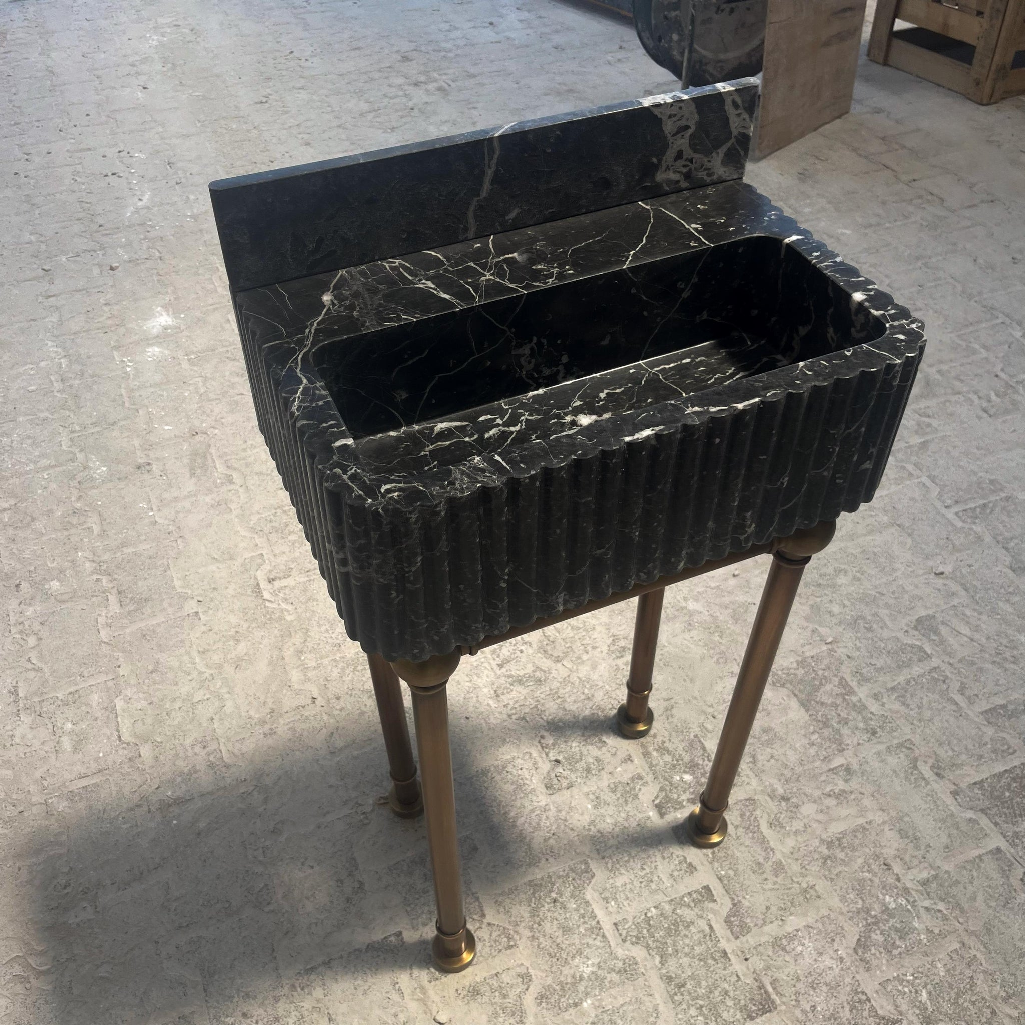 Fluted Pietre Notte Natural Marble Sink with Brass Legs & Backsplash – Luxury Floating Bathroom Vanity Stone Sink Basin M6M31