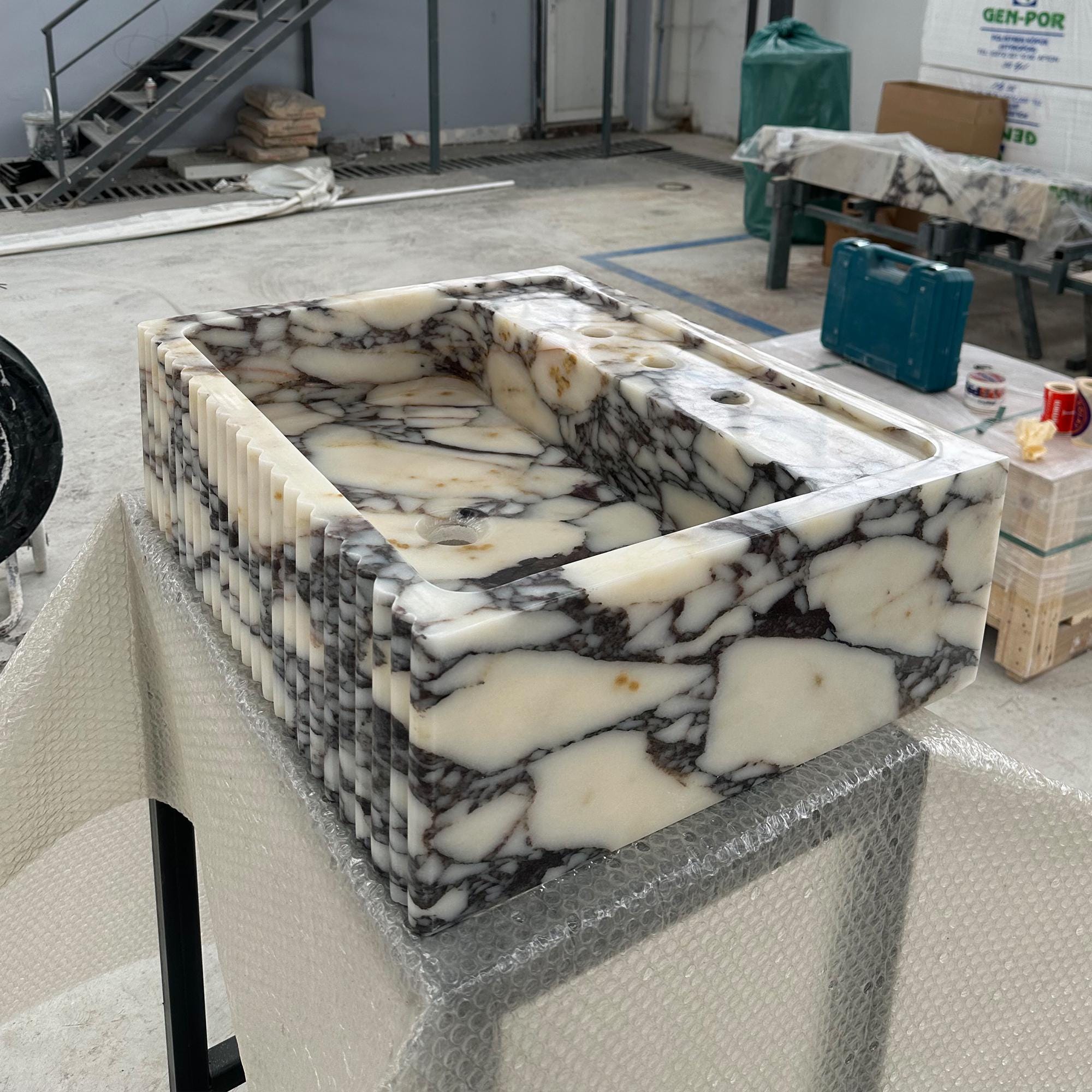 single faucet hole calacatta viola sink